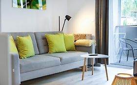 APARTAMENTY LA VILLA SUITE z salonem, sypialnią, parkingiem, blisko centrum